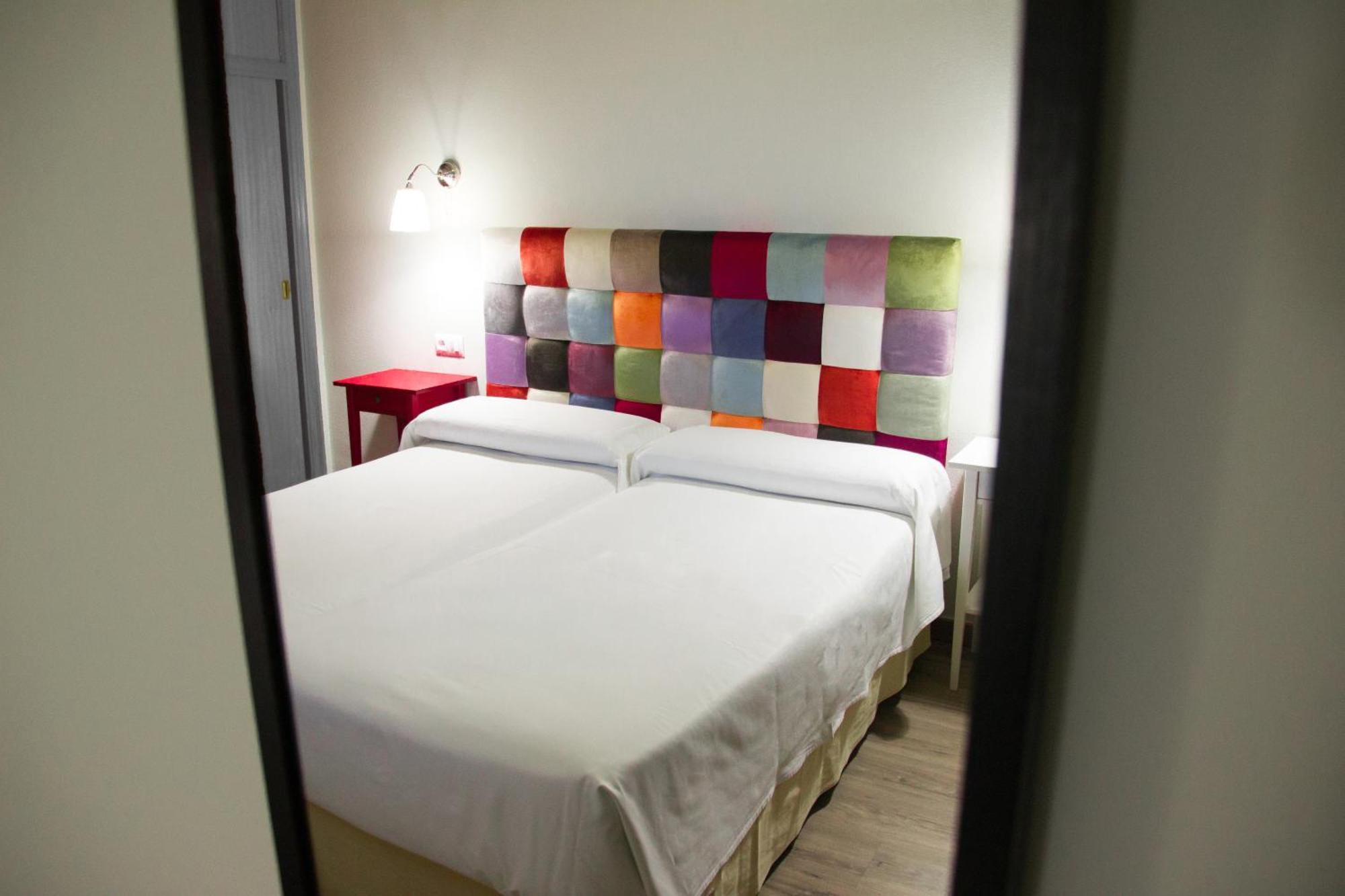 Double Room: 2 beds,996524074:JPEG