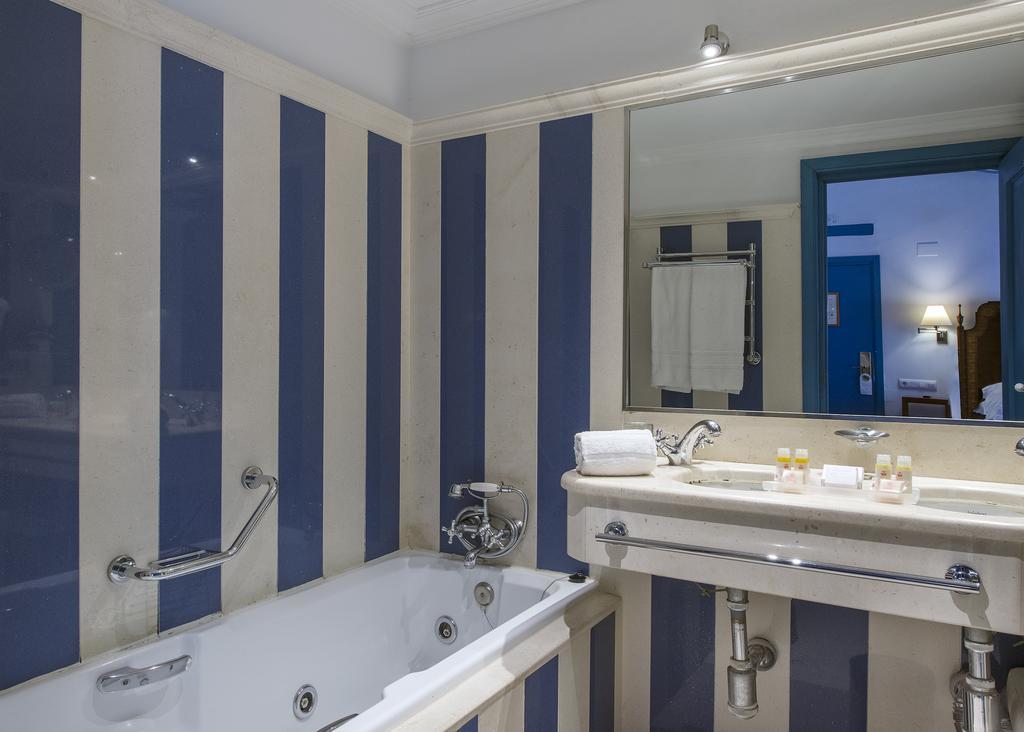 Basic Double Room,415981734:JPEG