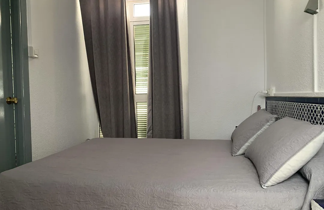 Hostal Alcobia-1