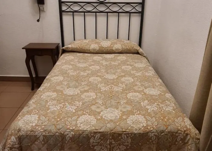 Hotel 5 Estrellas Hostal Trajano