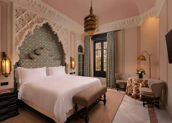 Hotel Jacuzzi: Hotel Alfonso Xiii, A Luxury Collection Hotel, Seville